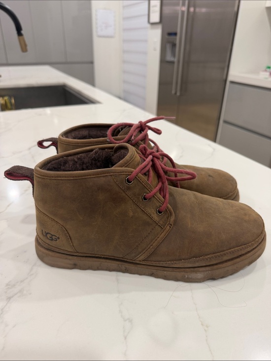 UGG Other - UGG Men’s Chestnut Leather Chukka Boots with Red Laces
